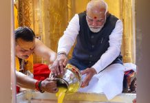 কাশী বিশ্বনাথে পুজো প্রধানমন্ত্রী মোদীর