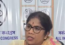 দিল্লিতে ছাত্রী খুনের পর কিভাবে নিরাপত্তার প্রতিশ্রুতি দেন শাহ, প্রশ্ন শশীর