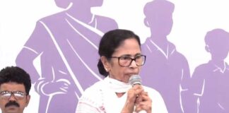 মধ্যরাত থেকে অপারেশন হতে পারে, সতর্ক করলেন মমতা