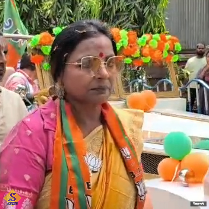 Tension-in-Hazra,-Trinamool-BJP-clash-over-Papia's-nomination
