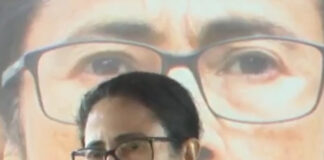 জ্বালাতন করে খাচ্ছে বিজেপি: মমতা