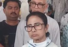 পুলিশ কোনও কথা শুনছে না, বিস্ফোরক মমতা
