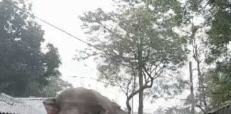 ভোটের লাইনে ‘রামলাল, শোরগোল ঝাড়গ্রামে