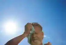 গনগনে রোদে হিটস্ট্রোকের আশঙ্কা