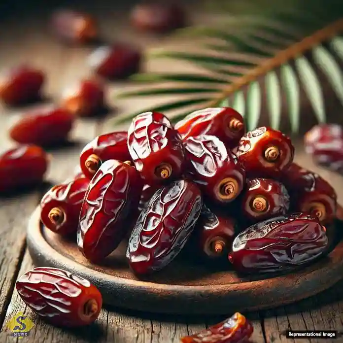Dates-on-an-empty-stomach-in-the-morning