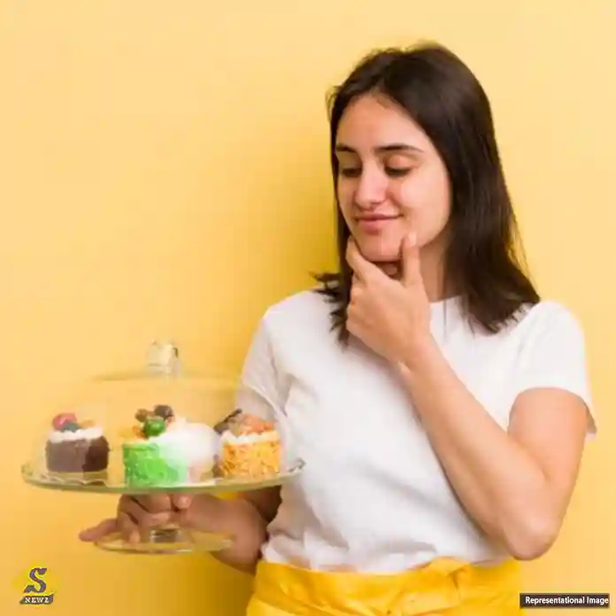 মিষ্টি খাবেন, কিন্তু কখন?