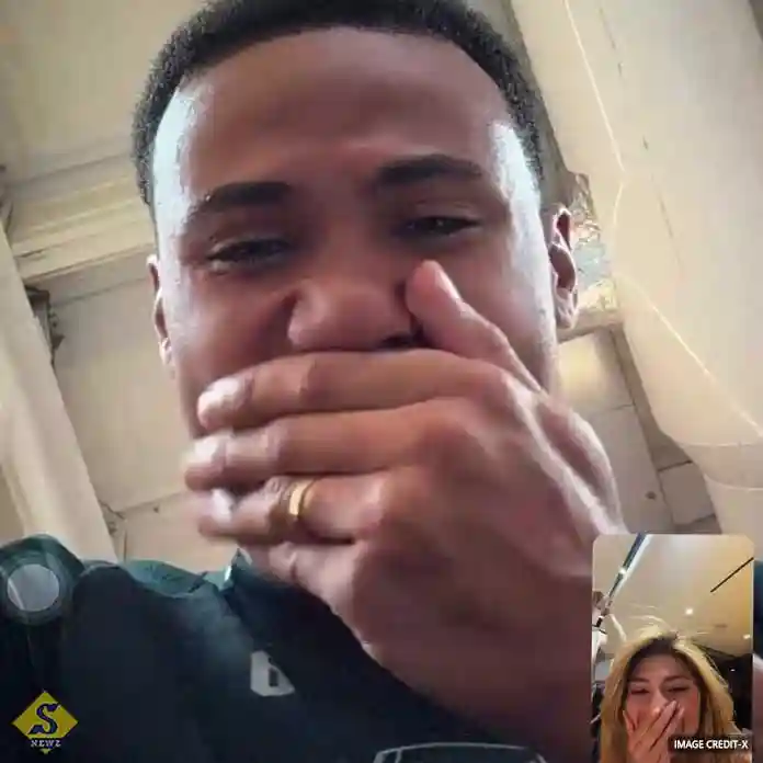 Gabriel-wept-during-a-video-call-with-his-wife