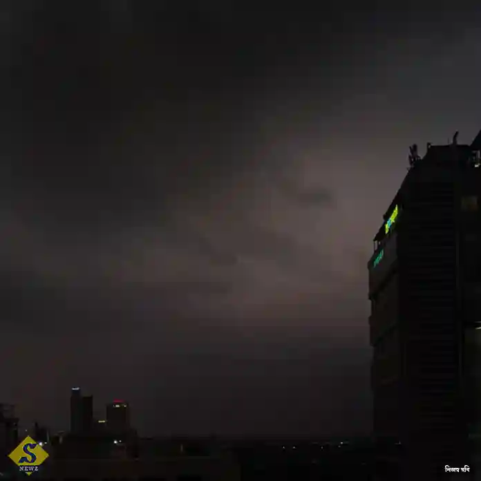 Heavy-rain,-thunderstorms-lashed-Kolkata