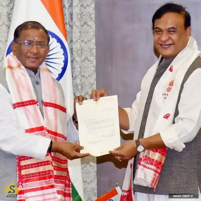 Himanta-Biswa-Sarkar-resigns-as-Chief-Minister,-takes-oath-in-Assam-on-May-12