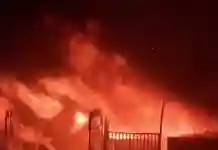 দিল্লির ফার্নিচার মার্কেটে ভয়াবহ আগুন