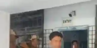 জাহাঙ্গিরের বিরুদ্ধে পদক্ষেপ নয়! রক্ষাকবচ হাইকোর্ট-র