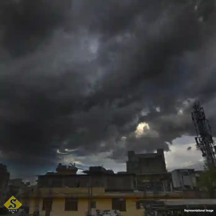 Storms-and-rain-in-8-southern-districts-including-Kolkata-on-Sunday