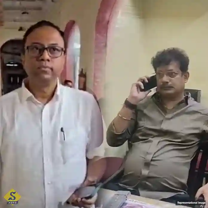 Sushant-Arup-attack-leadership-by-resigning