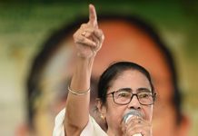 তৃণমূল ২০০ পার, প্রত্যয়ী মমতা দেবেন পুরস্কারও