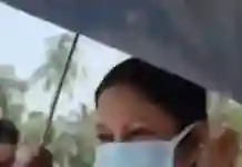 নেই জাহাঙ্গির, মুখ ঢেকে ভোট কেন্দ্রে স্ত্রী