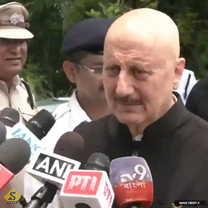 বাংলা সিনেমা প্রযোজনায় অনুপম খের