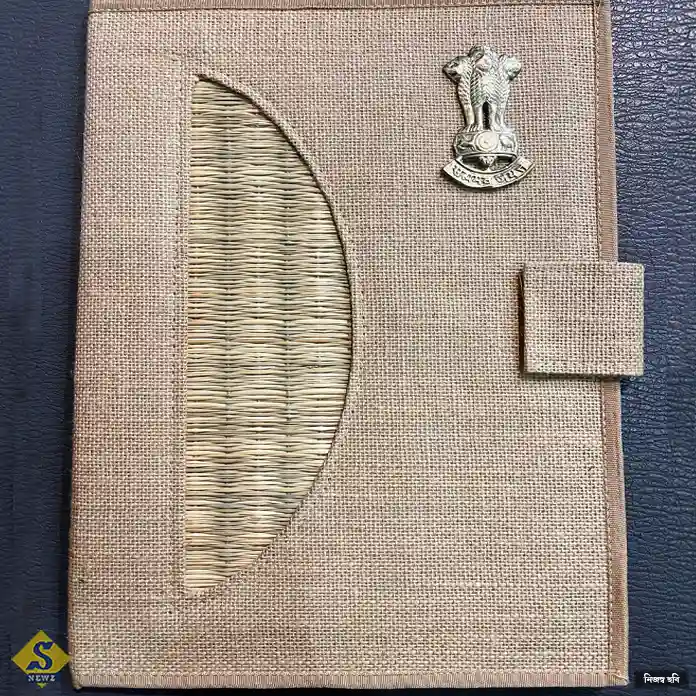মাদুর-পাটের বাজেট ফাইল, পুজো অর্থমন্ত্রীর