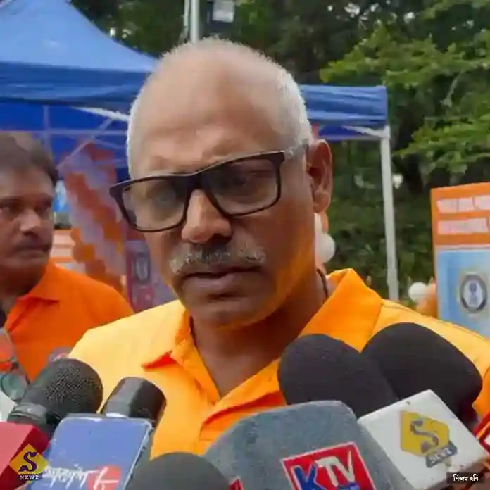 ধর্মতলায় ‘একুশে’ না পুলিশের
