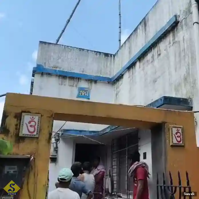 স্ত্রীকে গলাকেটে খুন করে মেট্রোয় ঝাঁপ দিয়ে আত্মহত্যা স্বামীর