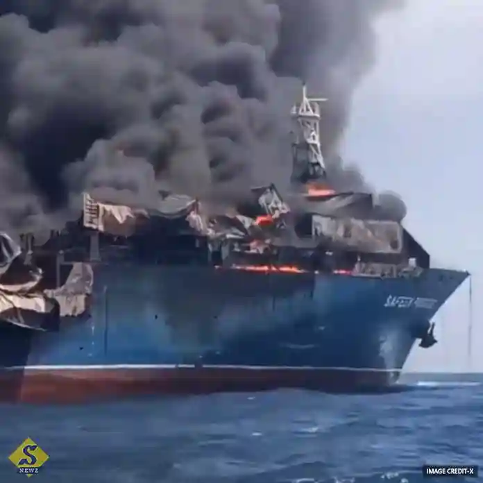 Iran-attacks-Singaporean-cargo-ship (1)