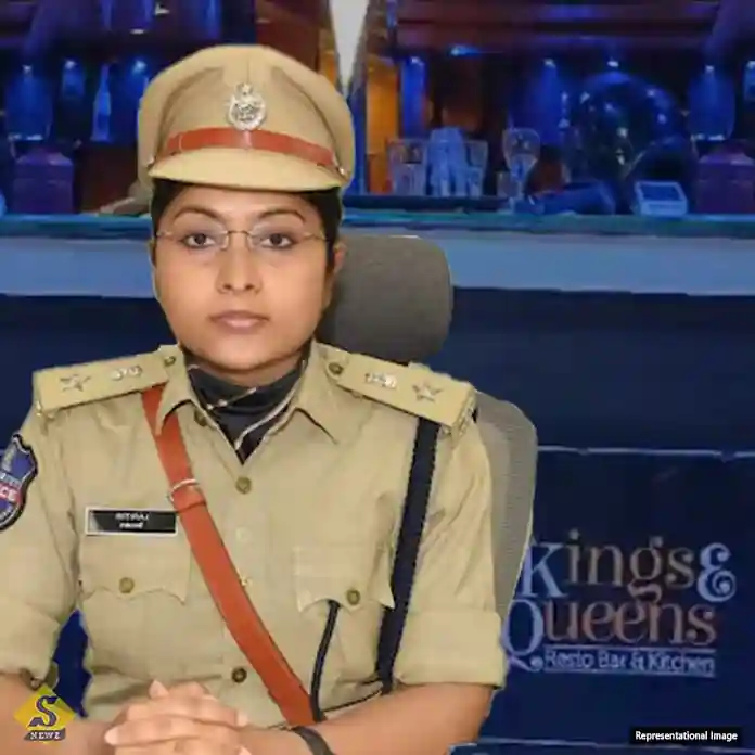 হায়দরাবাদের মধুচক্রের পর্দাফাঁস লেডি সিংঘম