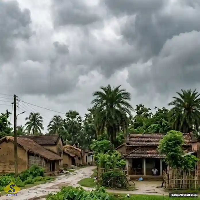 উত্তরে ভারী, দক্ষিণে বিক্ষিপ্ত বৃষ্টির পূর্বাভাস