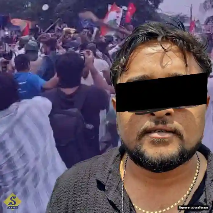 ধর্মতলায় ছাত্র বিক্ষোভে মারধরের গ্রেফতার বেড়ে ১৪