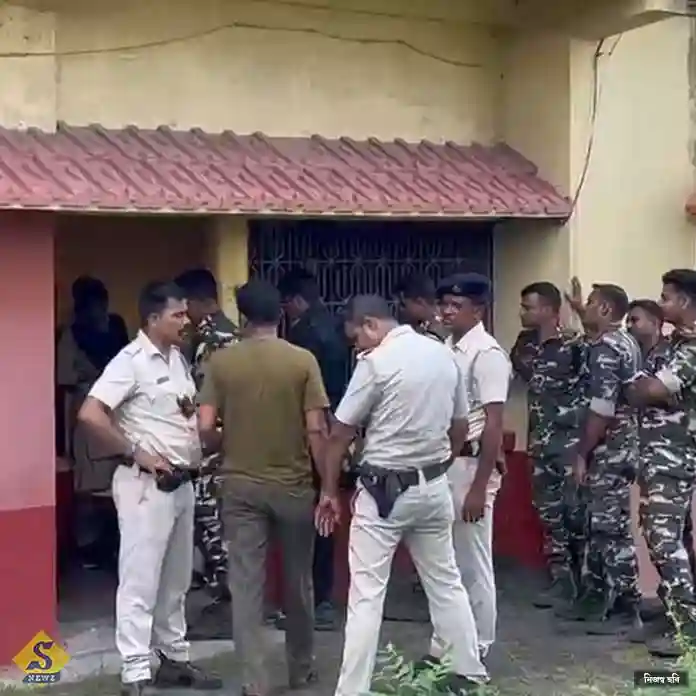 অনুব্রত-ঘনিষ্ঠ ব্যবসায়ীর আত্মীয়ের বাড়িতে কোটি টাকা!
