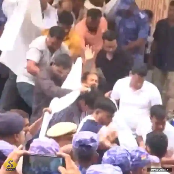 সোনম ওয়াংচুকের অনশন ভাঙাল দিল্লি পুলিশ