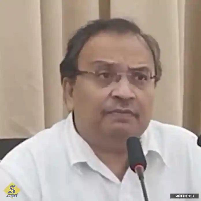 স্পিকারের কাছে ক্ষমা চাইলেন কুণাল