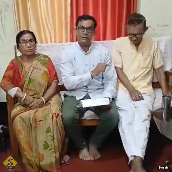 প্রবীণের অ্যাকাউন্ট থেকে উধাও প্রায় ২ লক্ষ টাকা 