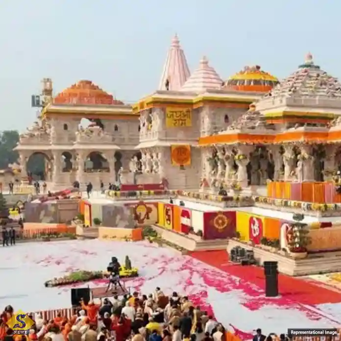 Supreme-Court-issues-notice-to-Centre-over-Ram-Mandir-theft-controversy