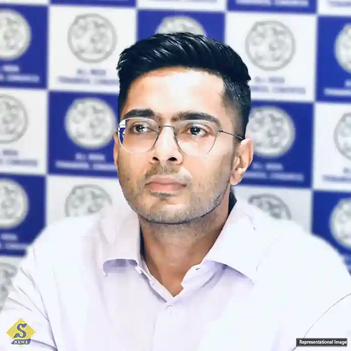 তৃণমূলের অ্যাকাউন্টে কত টাকা, জানাতে নির্দেশ কোর্টের